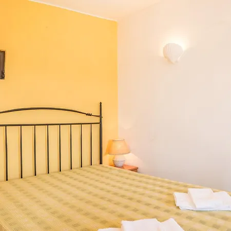 Akivillas Iris Iii Villa
